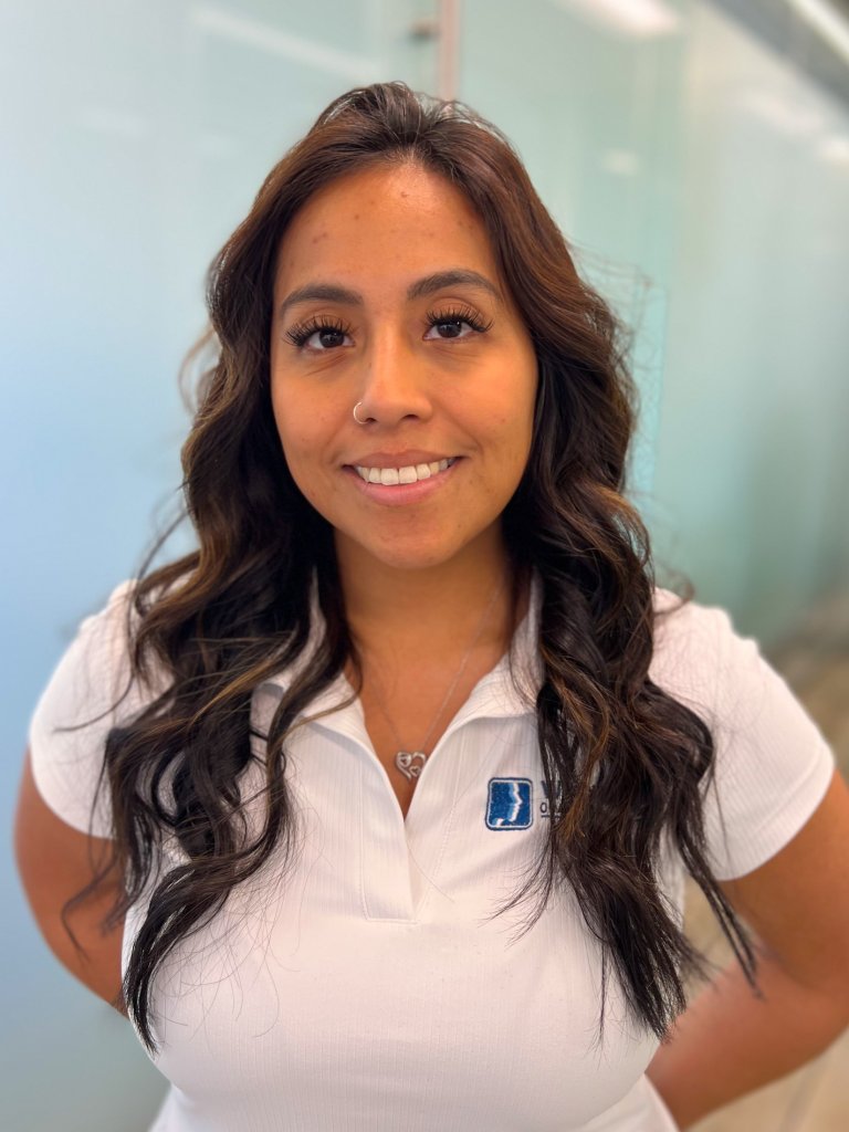 Gloria – Patient Service Representative